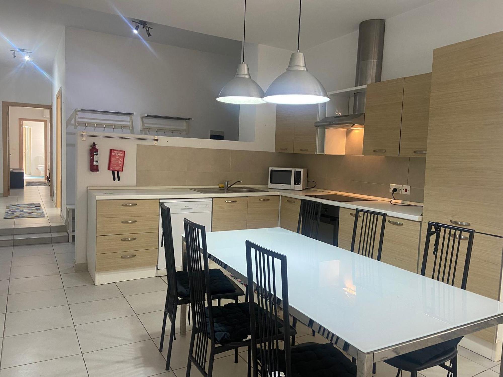 Sliema 2Bed With Backyard Apartment Bagian luar foto