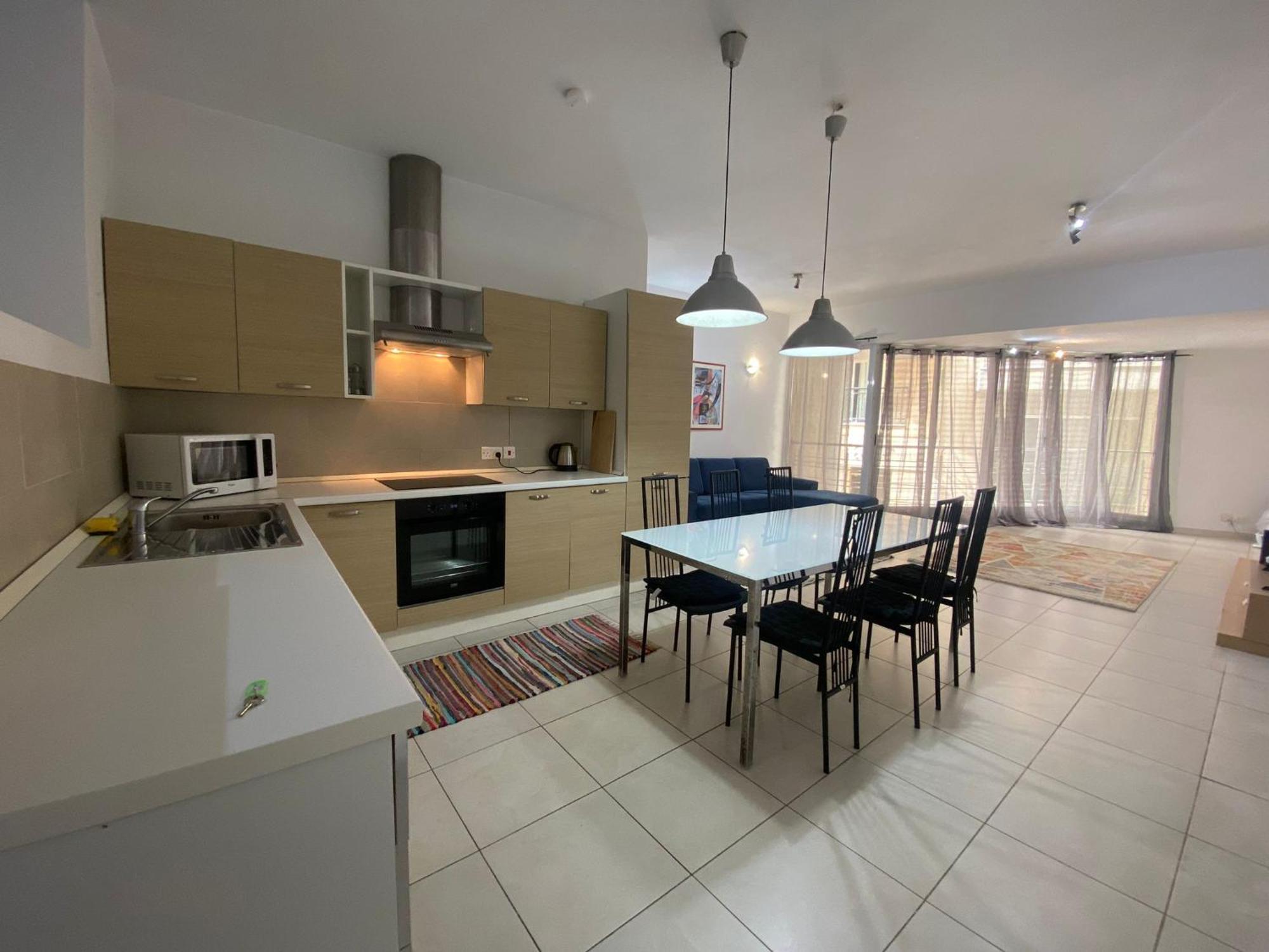 Sliema 2Bed With Backyard Apartment Bagian luar foto